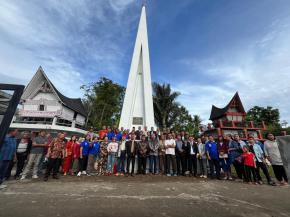 Sebelum Mubes 2024, PABORAS Indonesia Melakukan Ziarah Ke Tugu Siburian